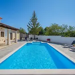 Desapemani With Heated Pool *